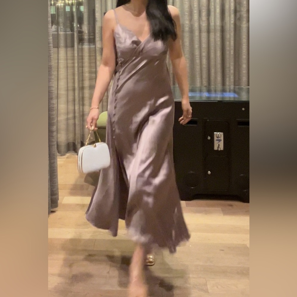 💙 Dress Forum Satin Lavender Maxi Dress | Size S | Behind Every Smile